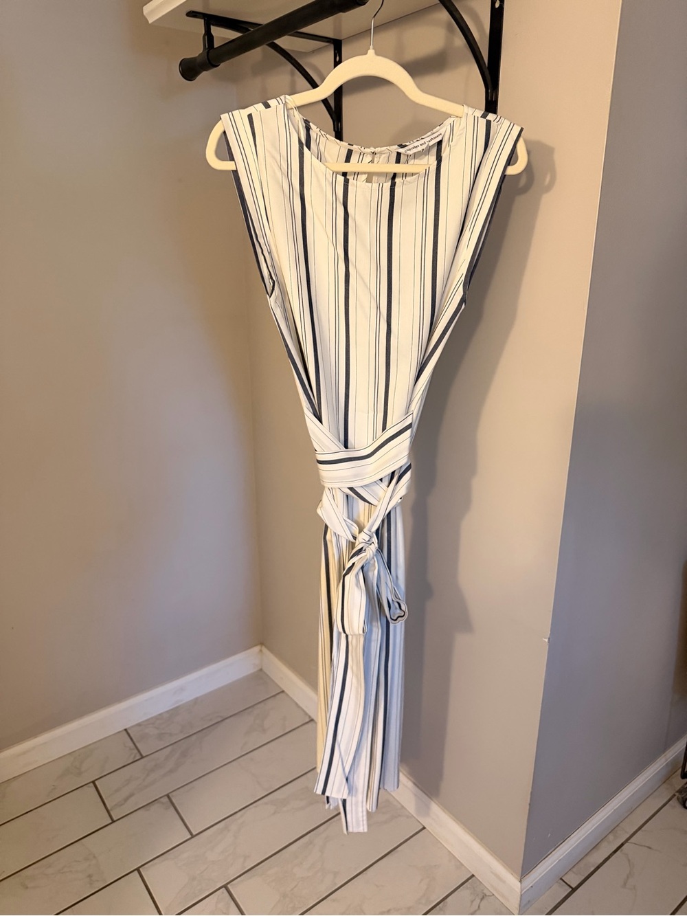 cupcakes & cashmere White Navy Stripes Shift Midi Dress